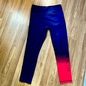 Zyia light n tight high rise 6 to 8 worn twice.  Fast shipping smoke free home